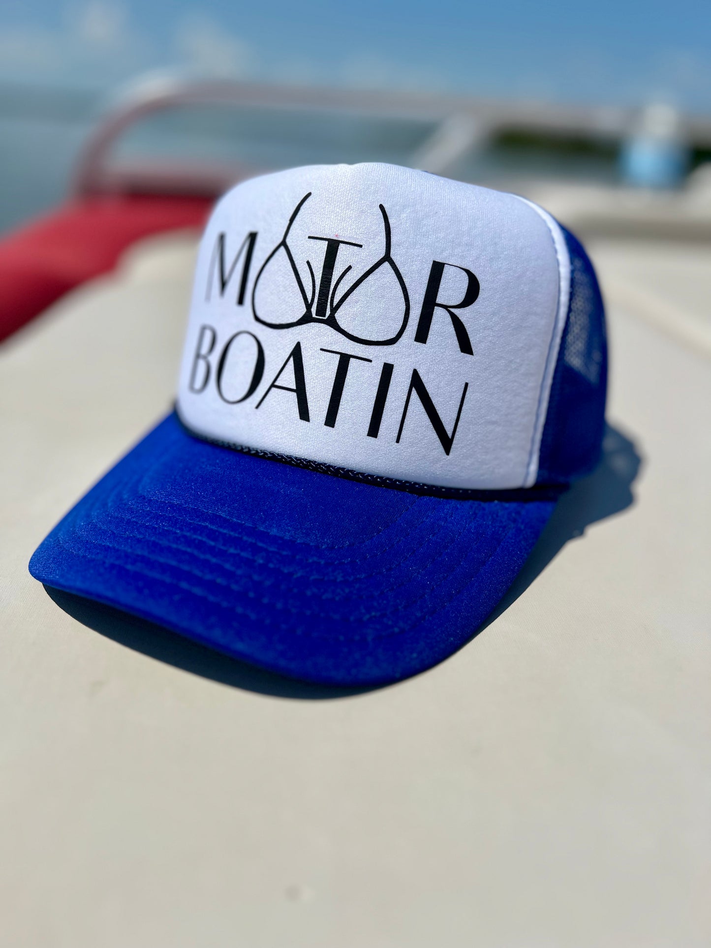 Motor Boatin