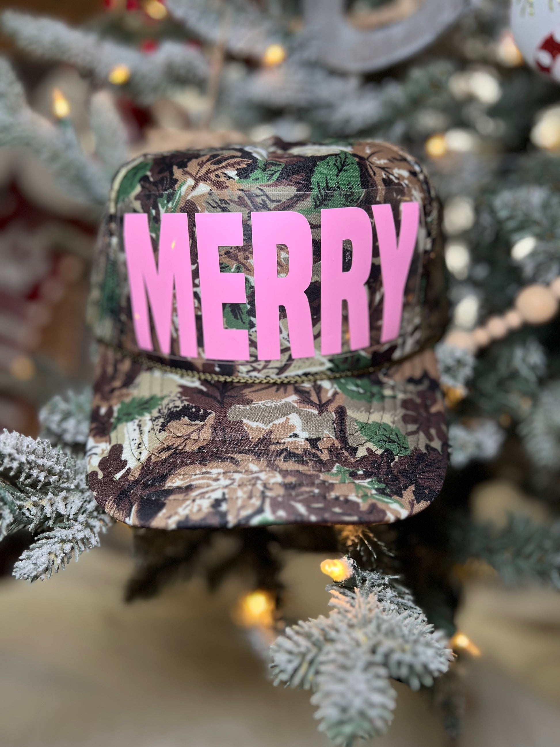 Kelly Camo Hat
Soft Pink Text 
